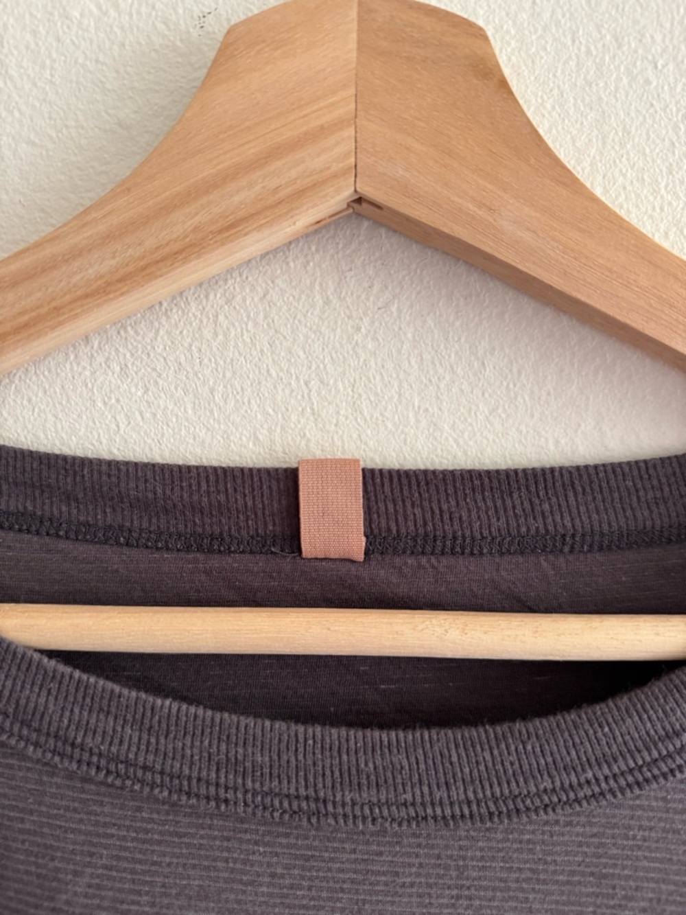 Lunya every body tshirt grey striped XS-M pocket - Picture 5 of 8